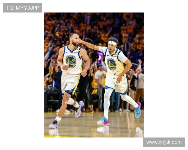 库里与勇士达成协议签下总值4850万美元的合同续约成功